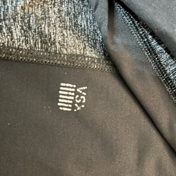 Set of two Victoria Secret leggings excellent - Picture 12 of 12